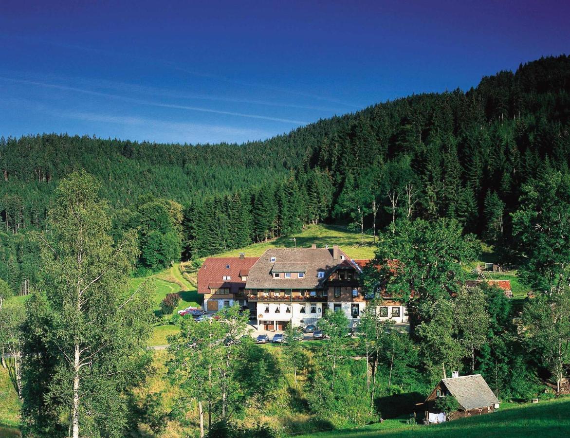 Waldhotel Fehrenbach Hinterzarten Buitenkant foto