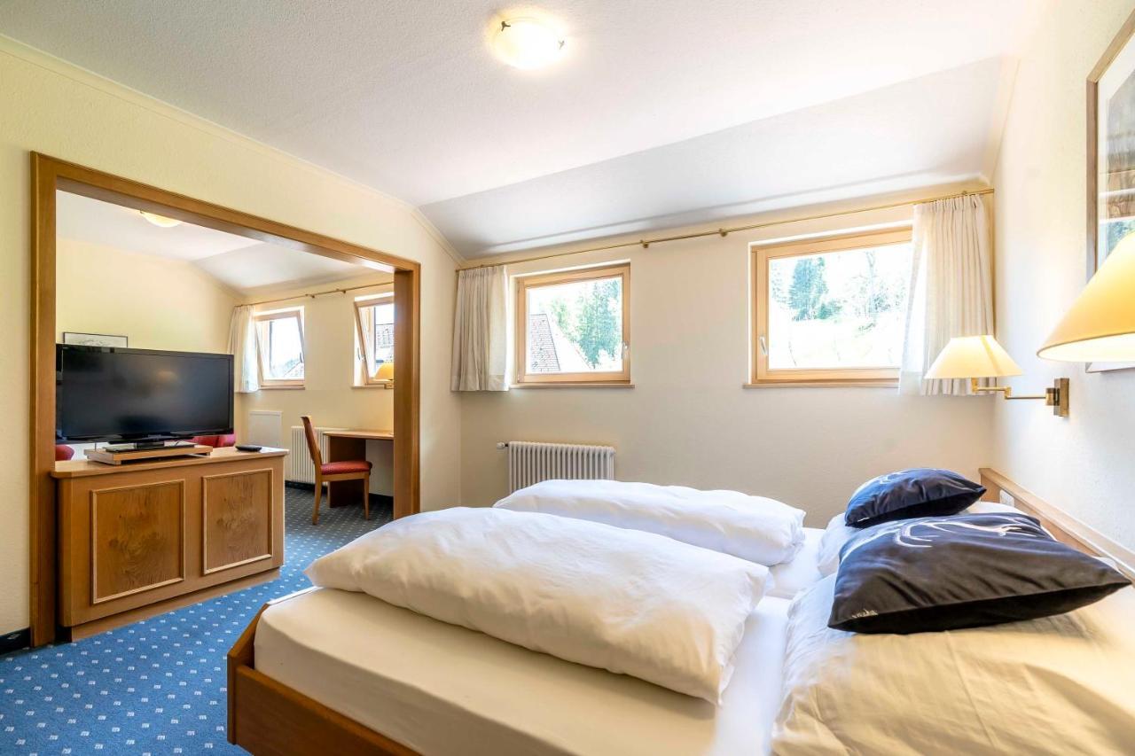 Waldhotel Fehrenbach Hinterzarten Buitenkant foto